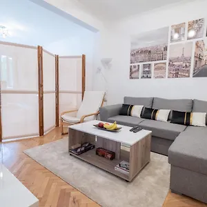  Apartment Vivid By Ndk And Vitosha Blvd With Free Secured Parking And Ac Bulgaria