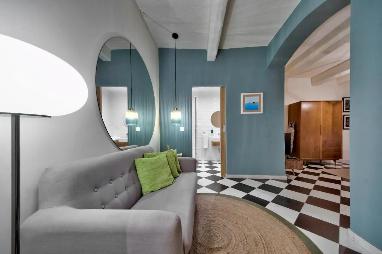 The House In Old Mint Street Apartment Valletta